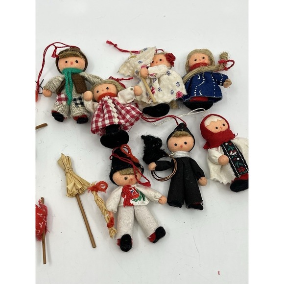 Mini Dutch? Ethnic Folk‎ Art Doll Ornaments 3" 8 Figures Hobby Horse Accessories - Picture 1 of 7